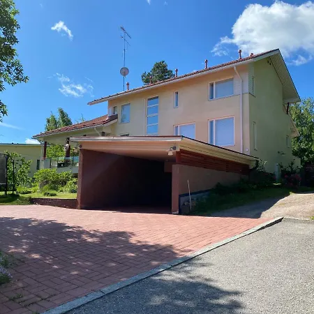 Grand Kivistoe Near Helsinki Airport Vantaa