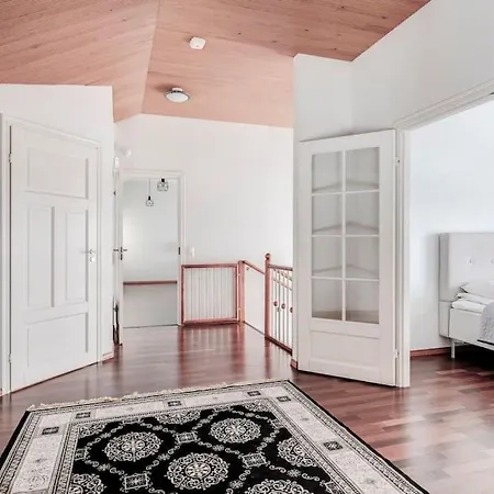 Grand Kivistoe Near Helsinki Airport Apartman